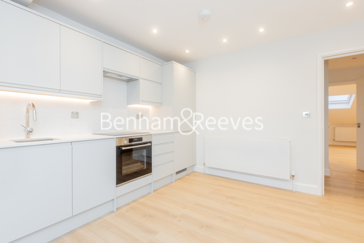 2 bedrooms flat to rent in Disraeli Road, Hammersmith, SW15-image 7