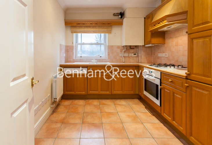 2 bedrooms flat to rent in Clayton House, Trinity Church Road, SW13-image 2