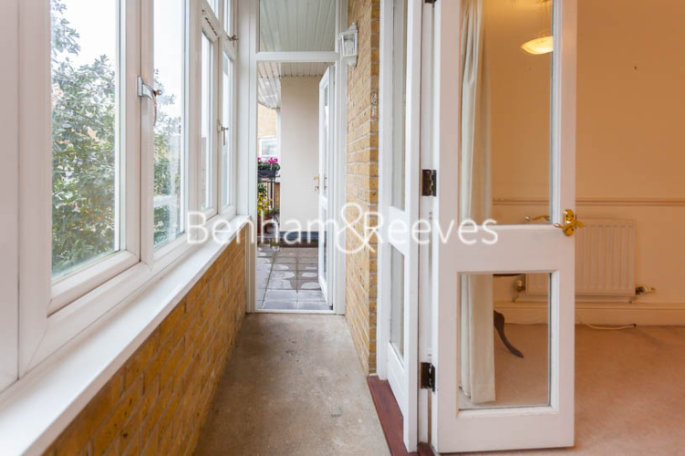 2 bedrooms flat to rent in Clayton House, Trinity Church Road, SW13-image 9