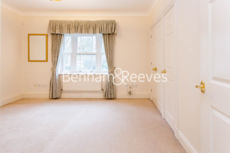 2 bedrooms flat to rent in Clayton House, Trinity Church Road, SW13-image 15