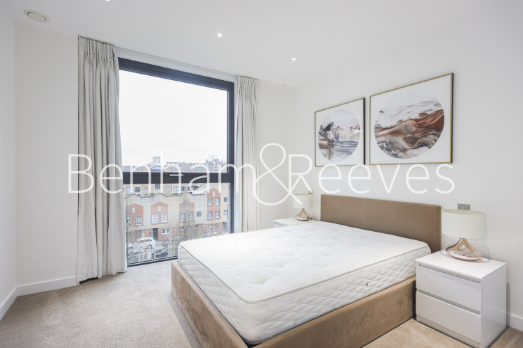 2 bedrooms flat to rent in Kingwood House, Chaucer Gardens, E1-image 5