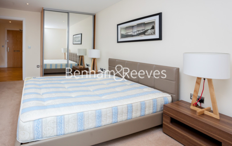 1 bedroom flat to rent in Maltby Street, Bermondsey, SE1-image 3