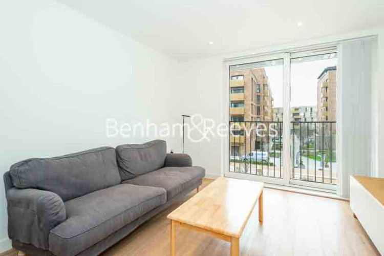 1 bedroom flat to rent in Whiting Way, Surrey Quays, SE16-image 1