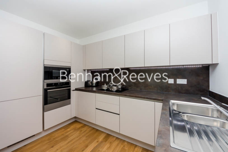 2 bedrooms flat to rent in Naomi Street, Surrey Quays, SE8-image 2