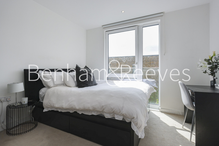 2 bedrooms flat to rent in Plough Way, Surrey Quays, SE16-image 9