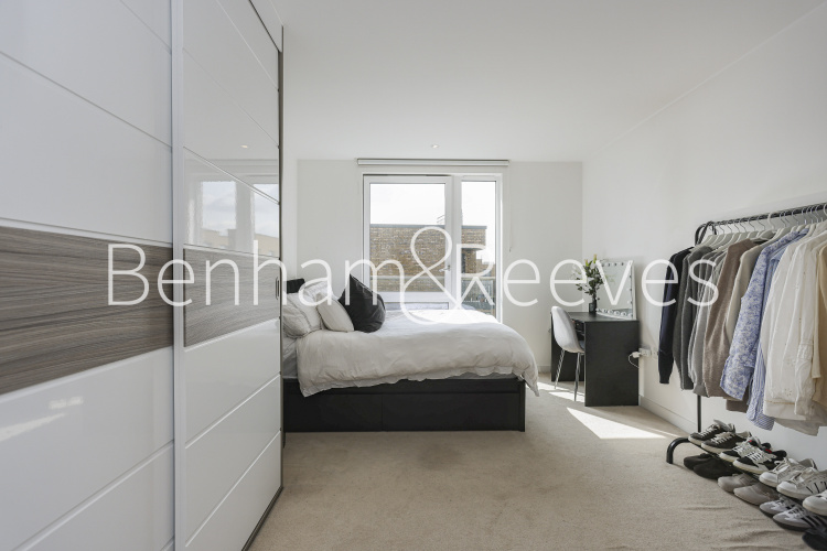 2 bedrooms flat to rent in Plough Way, Surrey Quays, SE16-image 12