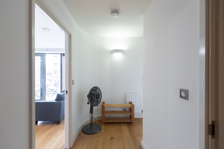 1 bedroom flat to rent in Canada Water, London, SE16-image 9