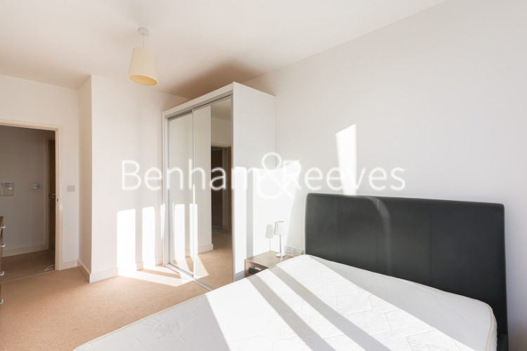 1 bedroom flat to rent in Needleman Street, Surrey Quays, SE16-image 9