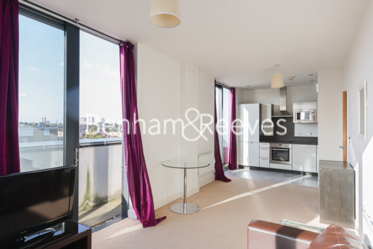 1 bedroom flat to rent in Needleman Street, Surrey Quays, SE16-image 17