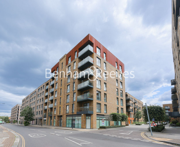 3 bedrooms flat to rent in Quinton Court, Plough Way, SE16-image 6