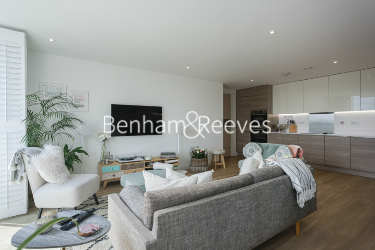 3 bedrooms flat to rent in Quinton Court, Plough Way, SE16-image 18