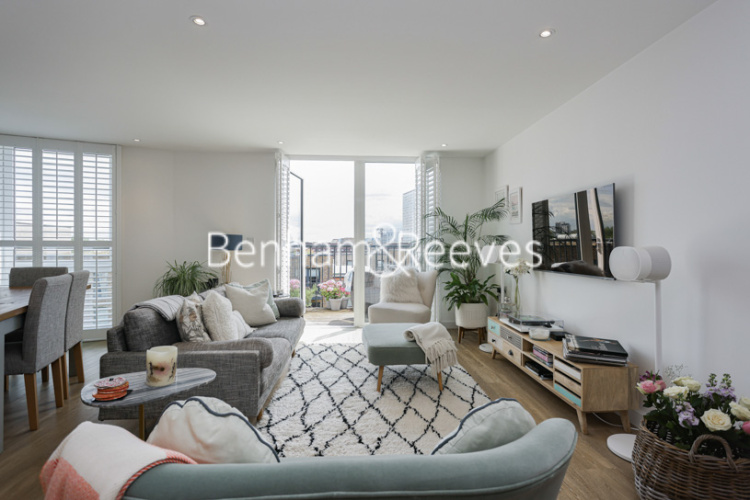 3 bedrooms flat to rent in Quinton Court, Plough Way, SE16-image 24