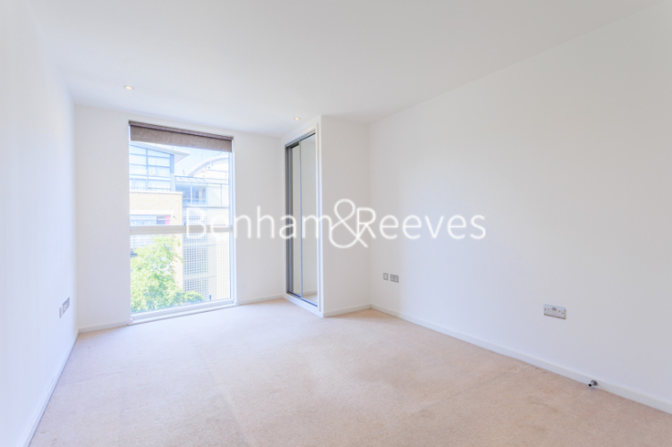 2  bedrooms flat to rent in High Street, Brentford, TW8-image 14