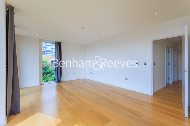 2  bedrooms flat to rent in High Street, Brentford, TW8-image 17