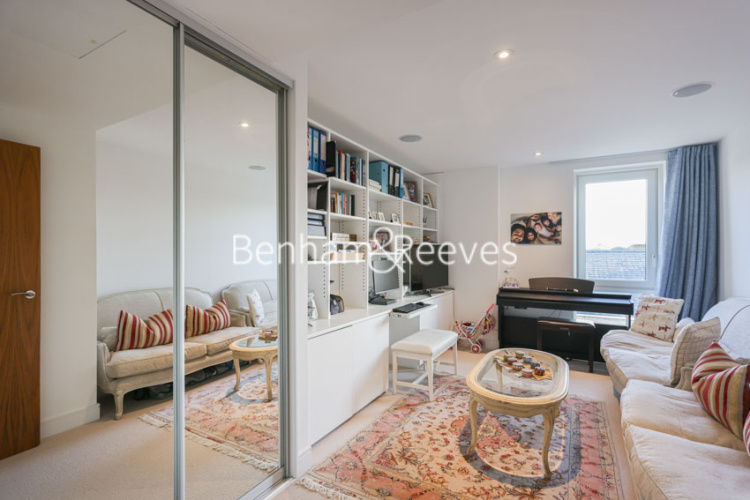 3 bedrooms flat to rent in Kew Bridge Road, Brentford, TW8-image 9