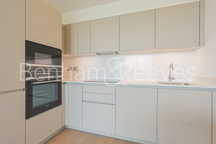 1 bedroom flat to rent in Matcham House, Acton Lane, Chiswick, W4-image 2