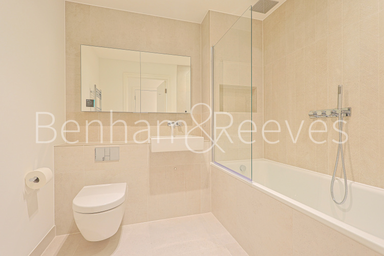 1 bedroom flat to rent in Matcham House, Acton Lane, Chiswick, W4-image 5