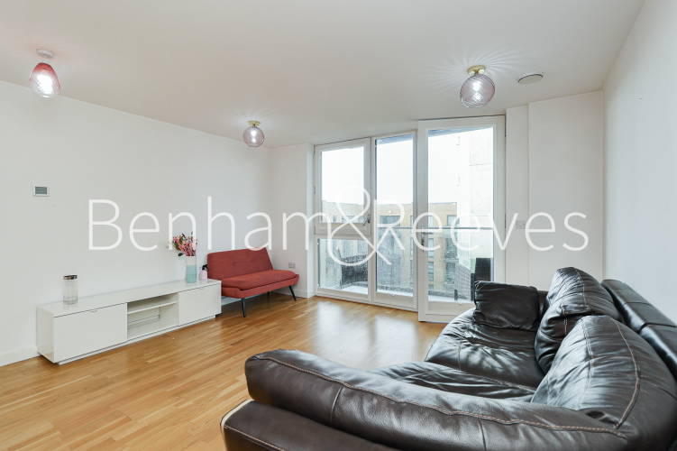 2 bedrooms flat to rent in Myrtle Court, Baltic Avenue, TW8-image 8