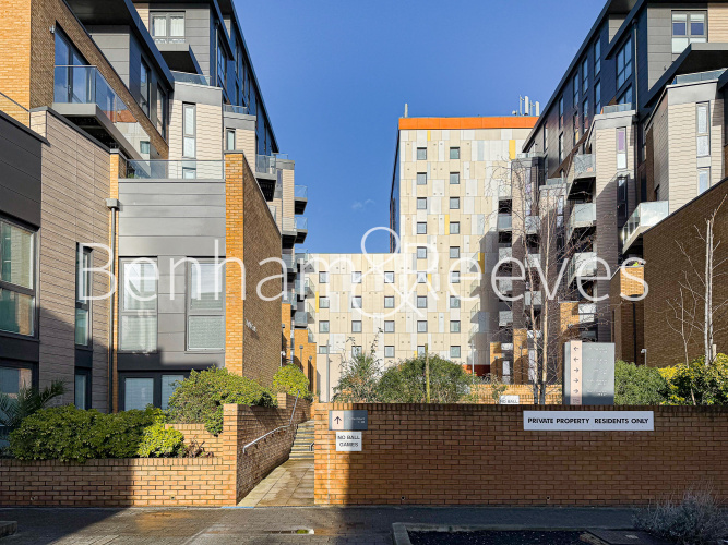 2 bedrooms flat to rent in Myrtle Court, Baltic Avenue, TW8-image 17