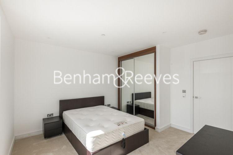 1 bedroom flat to rent in Wandsworth Road, Nine Elms Point, SW8-image 7