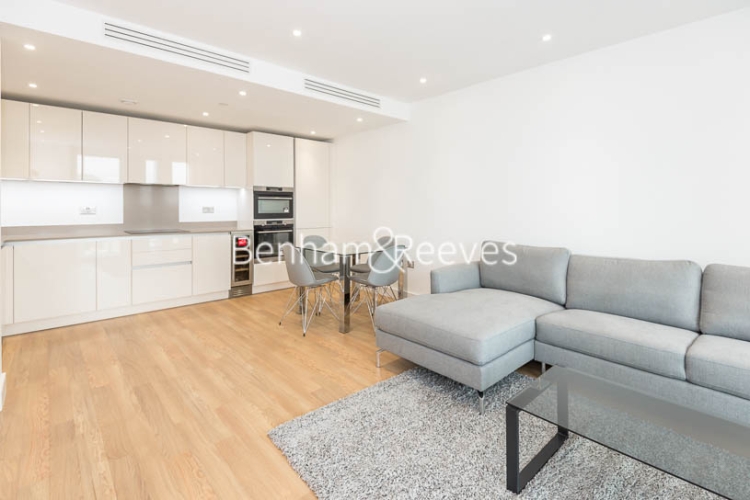 2 bedrooms flat to rent in Wandsworth Road, Nine Elms, SW8-image 1