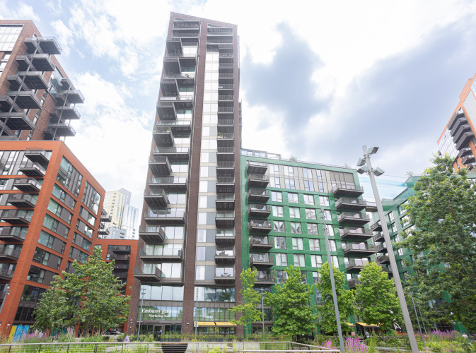 2  bedrooms flat to rent in Legacy Building, Viaduct Gardens, SW11-image 16