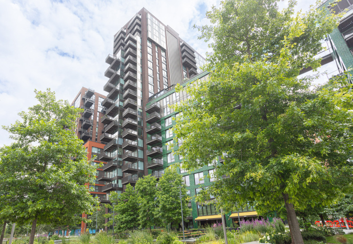 2  bedrooms flat to rent in Legacy Building, Viaduct Gardens, SW11-image 17