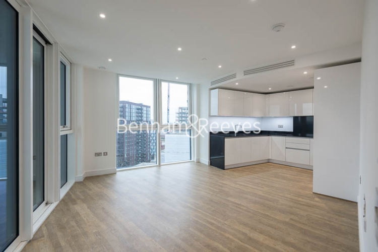 2 bedrooms flat to rent in Wandsworth Road, Nine Elms, SW8-image 1