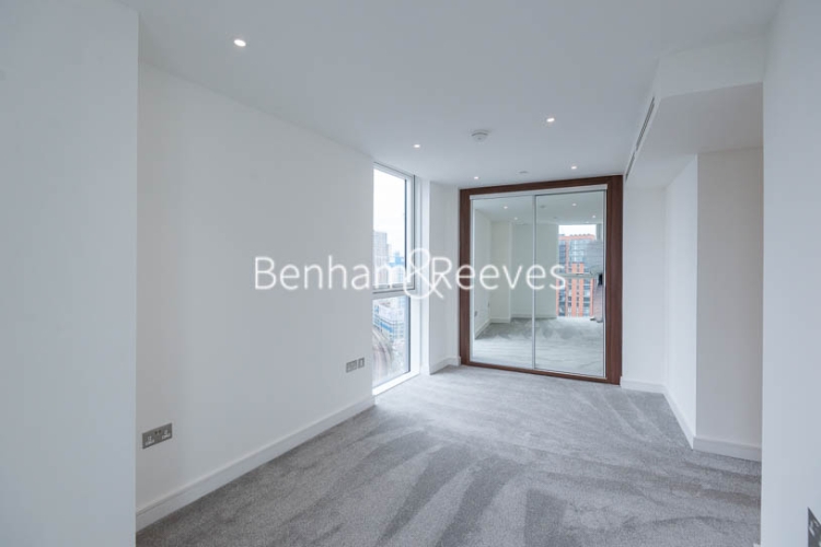 2 bedrooms flat to rent in Wandsworth Road, Nine Elms, SW8-image 3