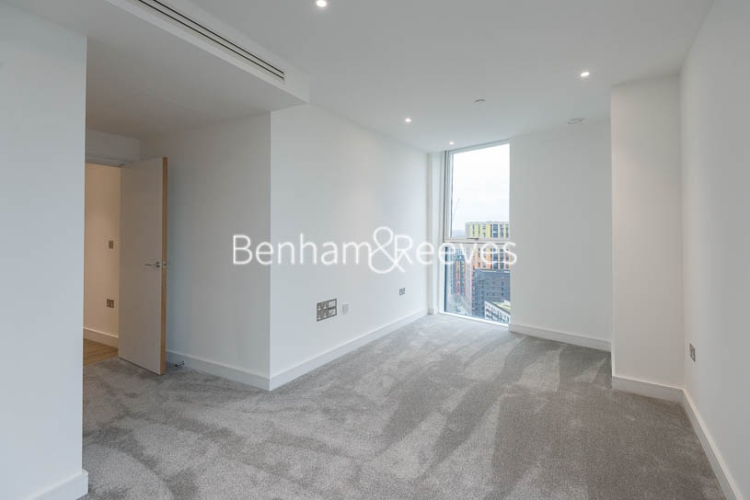 2 bedrooms flat to rent in Wandsworth Road, Nine Elms, SW8-image 6