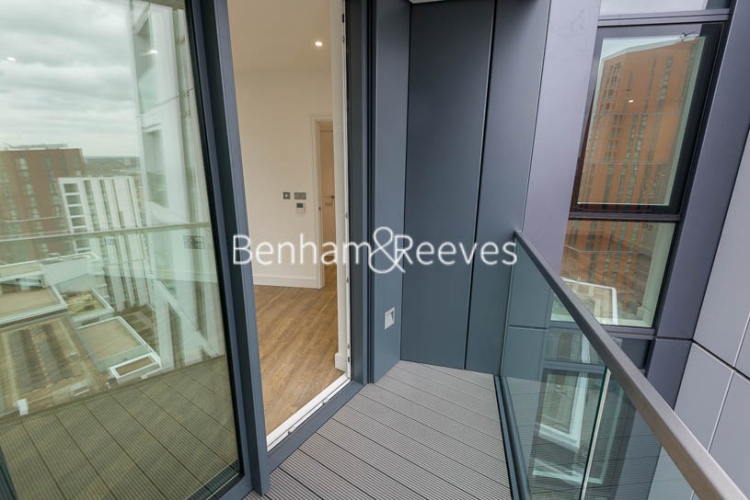 2 bedrooms flat to rent in Wandsworth Road, Nine Elms, SW8-image 9