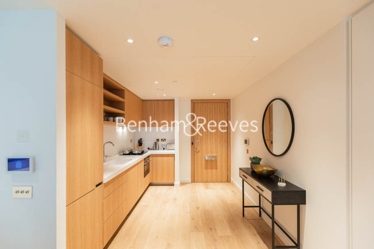 Studio flat to rent in Prospect Way, Battersea, Nine Elms, SW11-image 16
