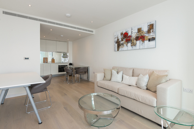 1  bedroom flat to rent in Sky Gardens, Wandsworth Road, SW8-image 7