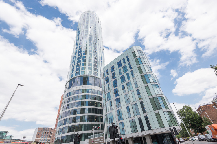 1  bedroom flat to rent in Sky Gardens, Wandsworth Road, SW8-image 13