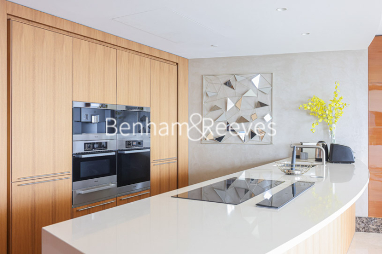 2 bedrooms flat to rent in The Tower, 1 St George Wharf, SW8-image 8