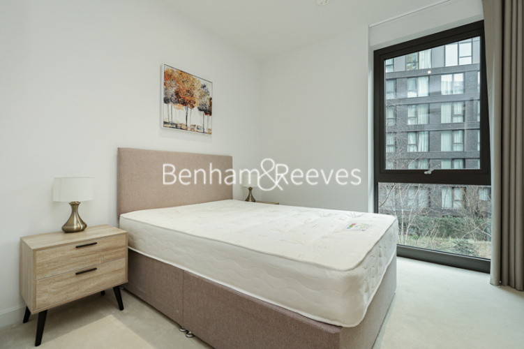 2 bedrooms flat to rent in Legacy Building, Viaduct Gardens, SW11-image 18