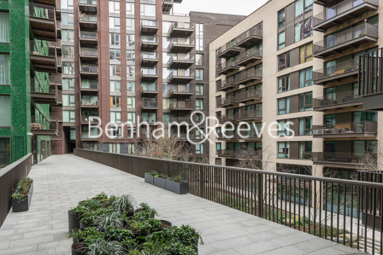 2 bedrooms flat to rent in Legacy Building, Viaduct Gardens, SW11-image 21