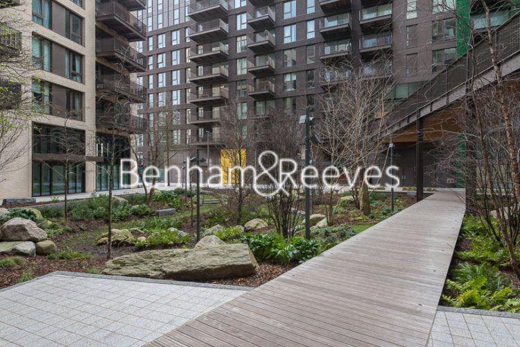 2 bedrooms flat to rent in Legacy Building, Viaduct Gardens, SW11-image 22