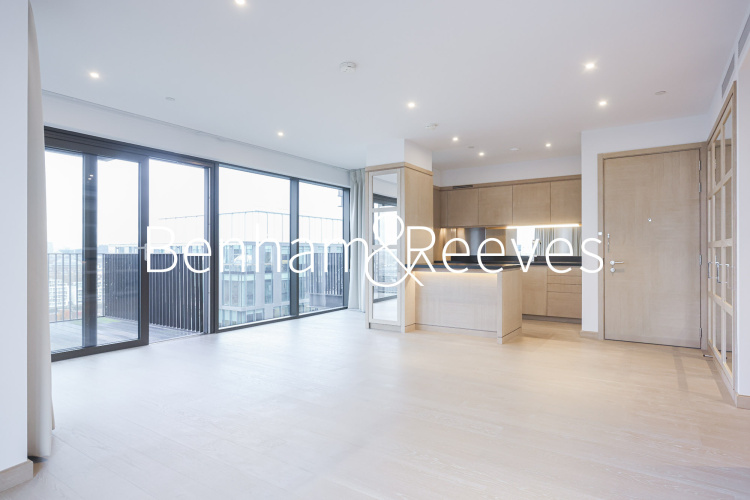 2  bedrooms flat to rent in Legacy Building, Viaduct Gardens, SW11-image 25