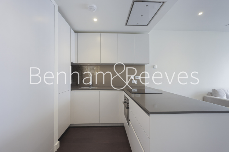 1 bedroom flat to rent in Bondway, Parry St, SW8-image 2