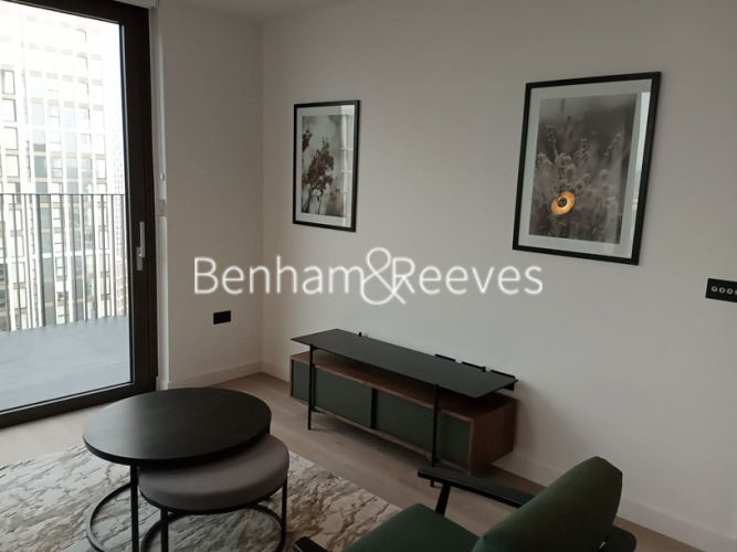 2  bedrooms flat to rent in Viaduct Gardens, Nine Elms, SW11-image 7