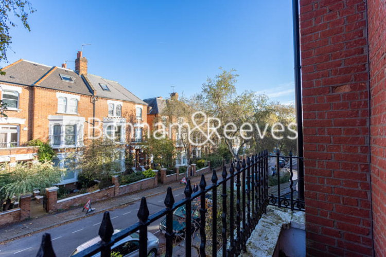 2  bedrooms flat to rent in Nassington Road, Hampstead, NW3-image 25