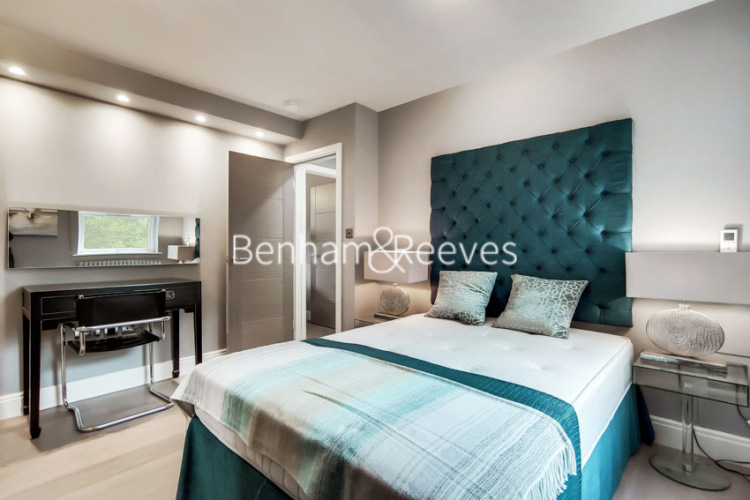 3 bedrooms flat to rent in Boydell Court, St John's Wood, NW8-image 4