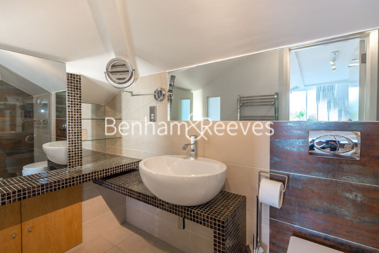 3 bedrooms flat to rent in Goldhurst Terrace, South Hampstead, NW6-image 4