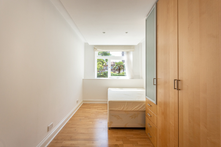 3 bedrooms flat to rent in St. John's Wood Park, St. John's Wood, NW8-image 19