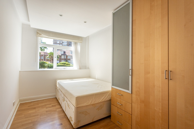 3 bedrooms flat to rent in St. John's Wood Park, St. John's Wood, NW8-image 23