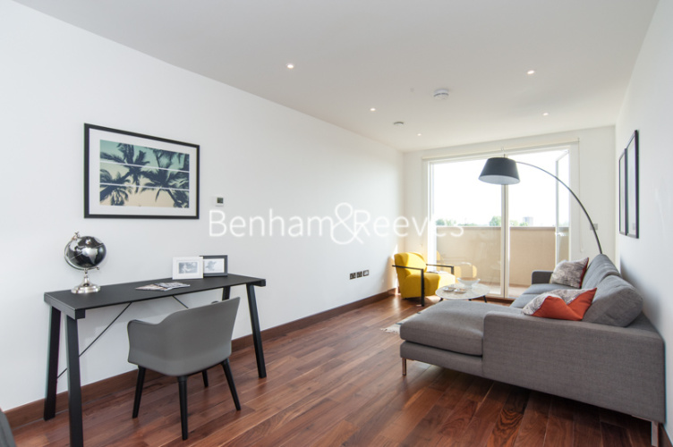 3  bedrooms flat to rent in Maygrove Road, West Hampstead, NW6-image 1