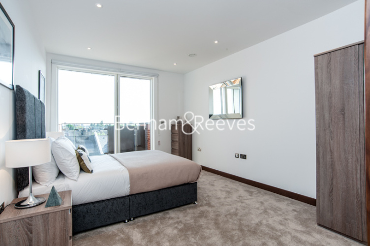 3  bedrooms flat to rent in Maygrove Road, West Hampstead, NW6-image 7