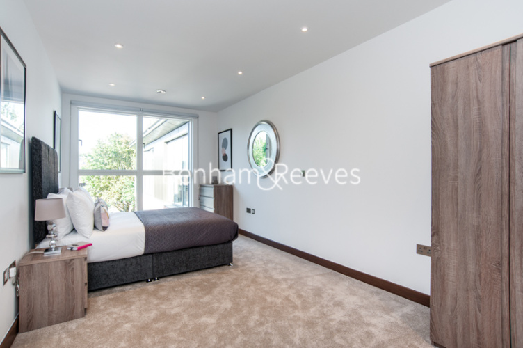 3  bedrooms flat to rent in Maygrove Road, West Hampstead, NW6-image 8