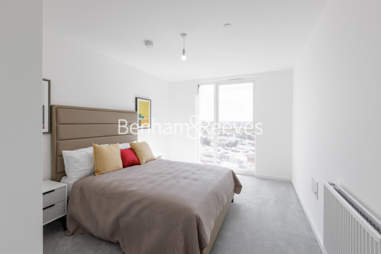 1  bedroom flat to rent in Shearwater Drive, Hendon, NW9-image 4